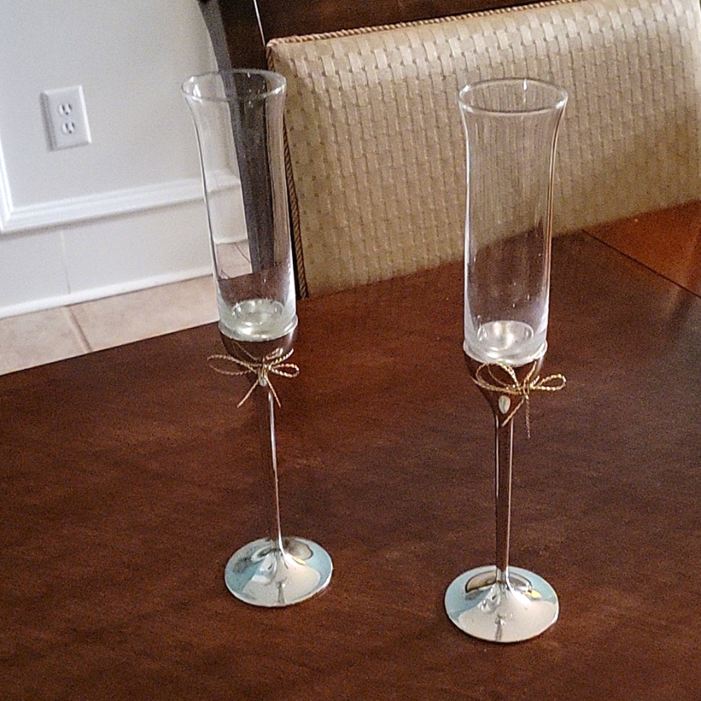 Vera Wang Love Knots Champagne Flutes